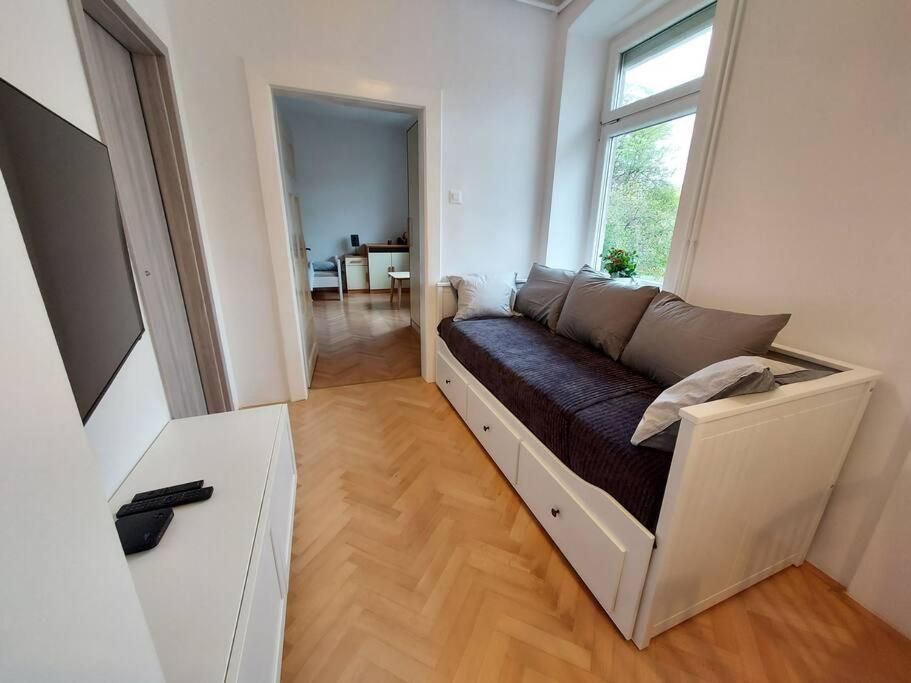 Apartment Bezigrad Любляна Екстериор снимка